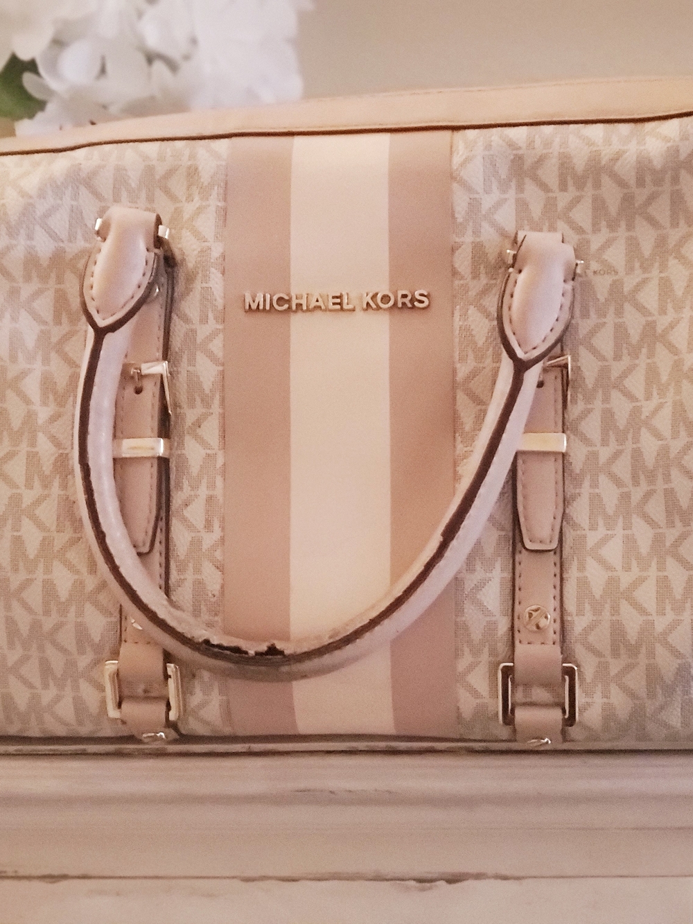 Michael Kors Beige & Cream Signature Stripe Tote
